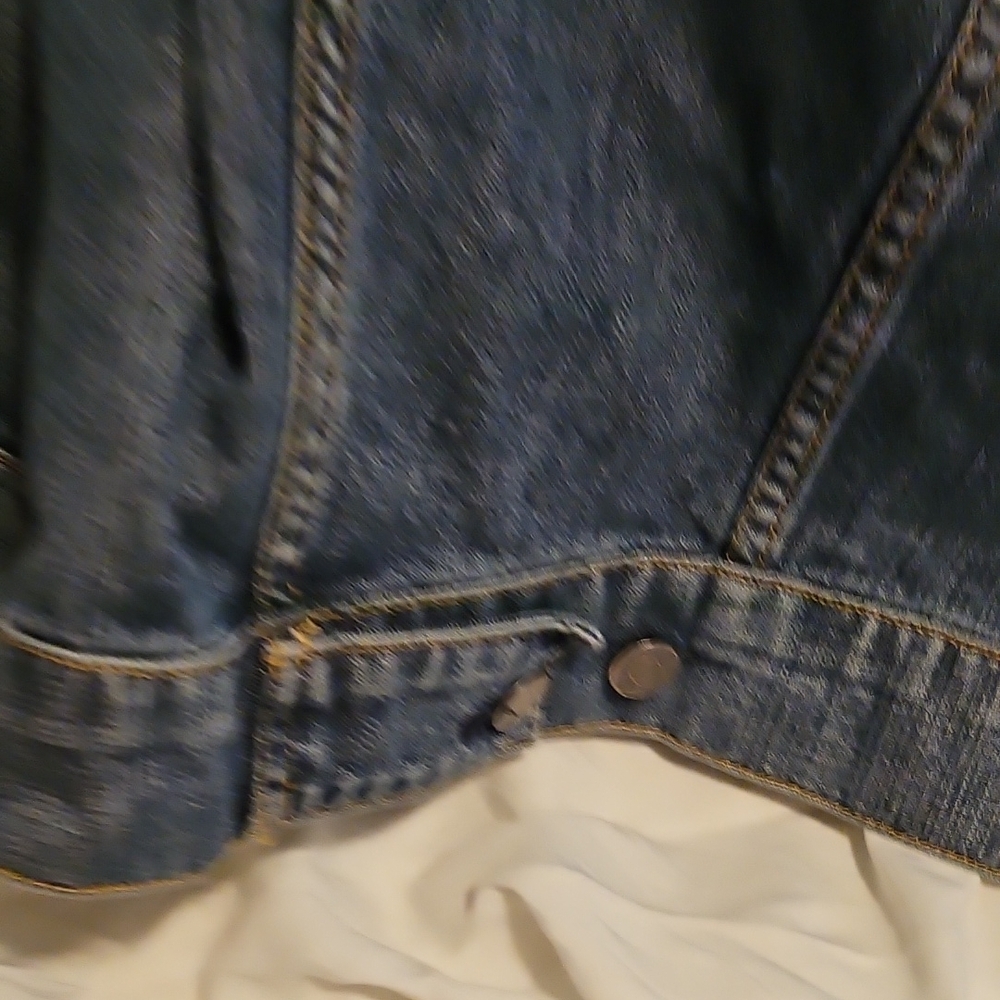 Facconable Denim Jacket - Picture 7 of 7